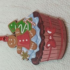 Bucherry Gingerbread Cupcake Christmas Ornament Wooden